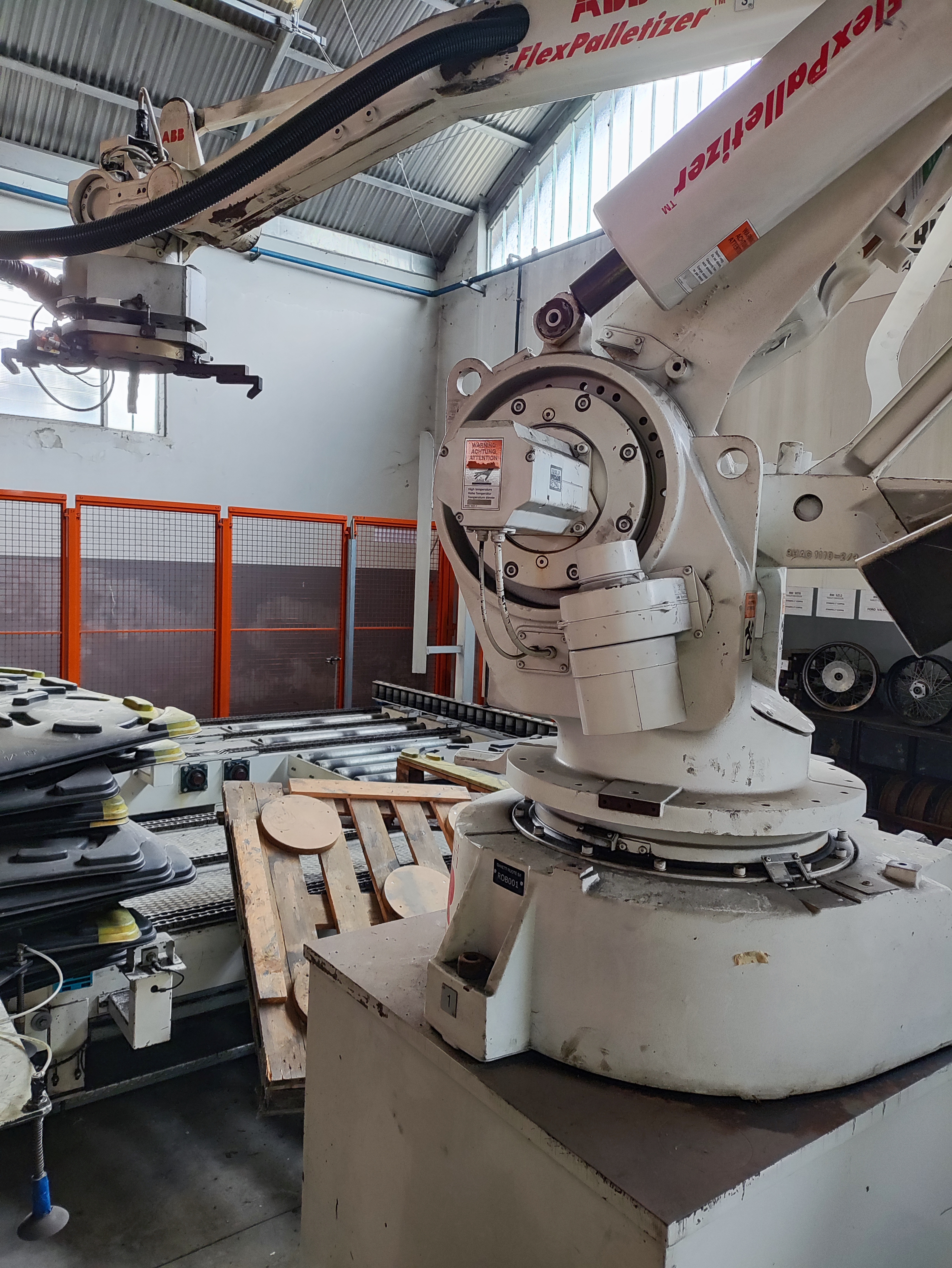 Isole Rotizzate, e Pallettizzatore (o Robot Singoli) in vendita - foto 2