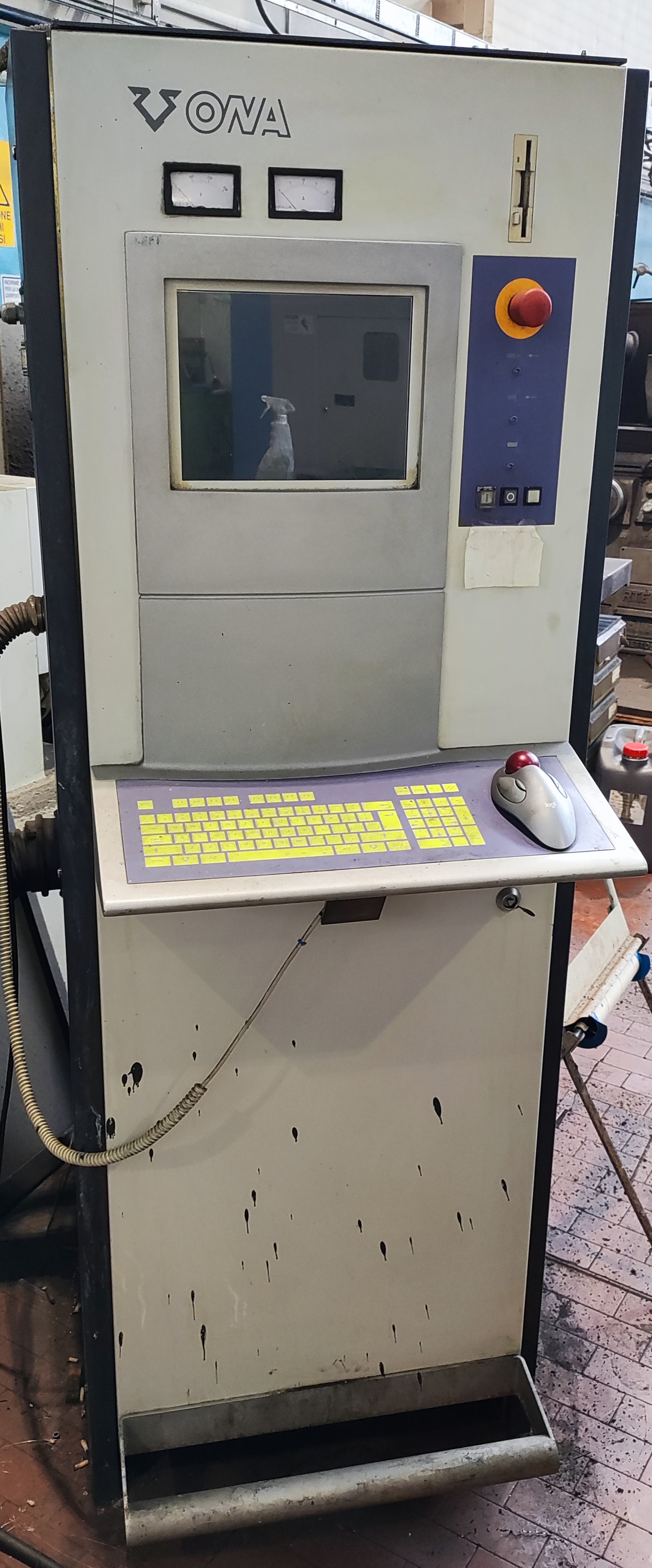 Elettroerosione a filo ONA AE 300 in vendita - foto 2