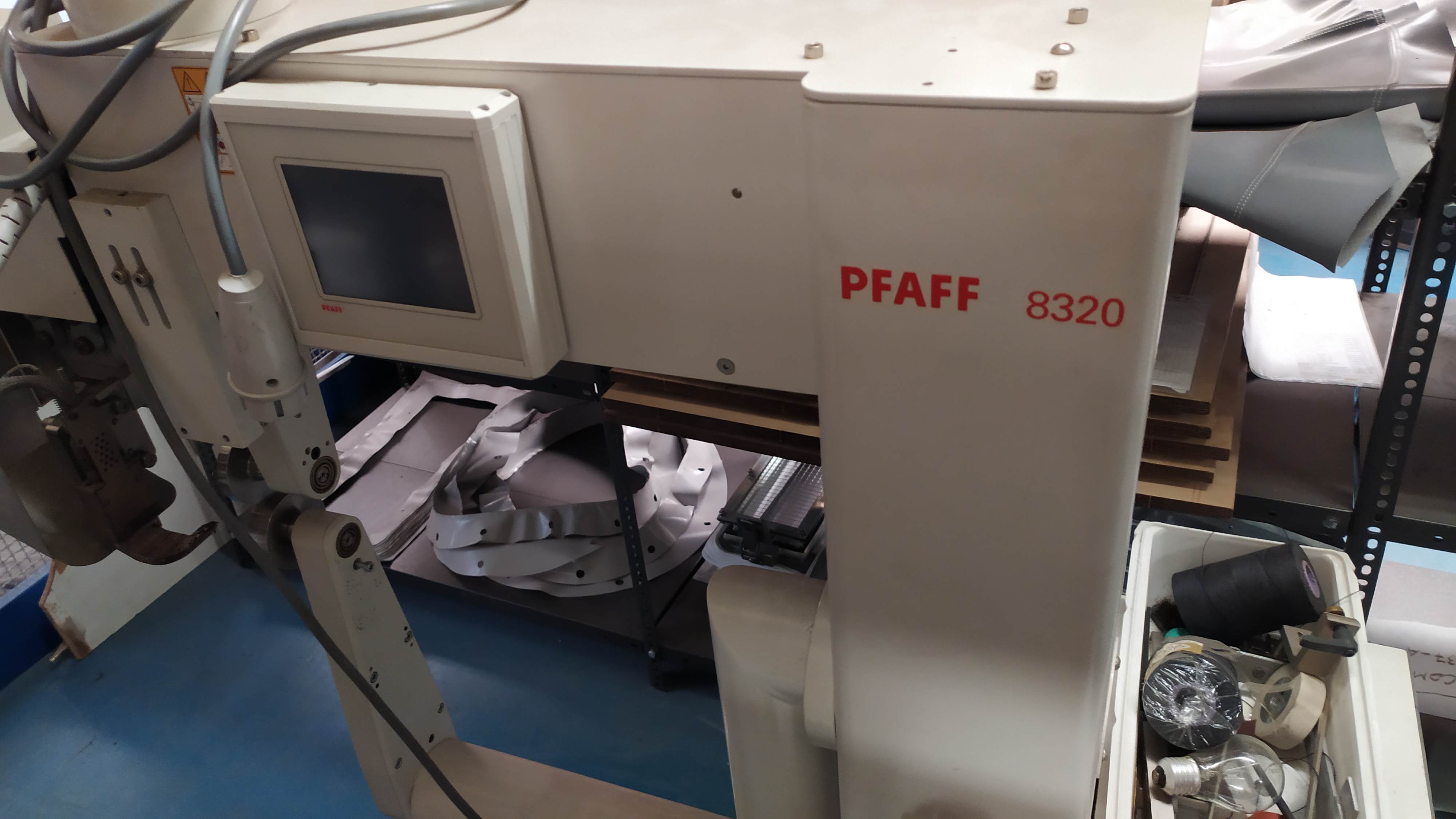 Termosaldatrice PFAFF 8320 (NUOVA) in vendita - foto 1