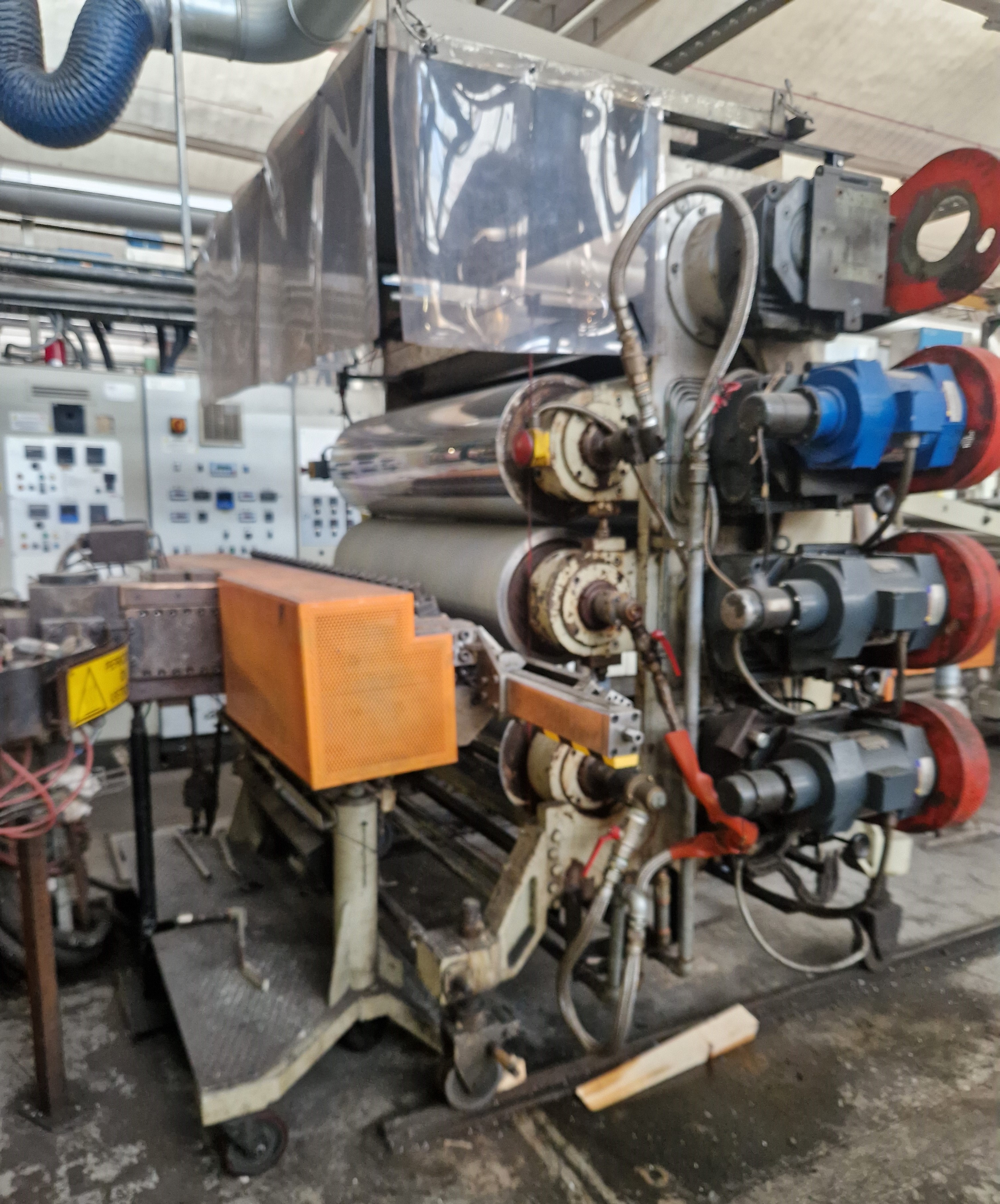 Linea di estrusione di lastre OMIPA 3 Estrusori in vendita - foto 2