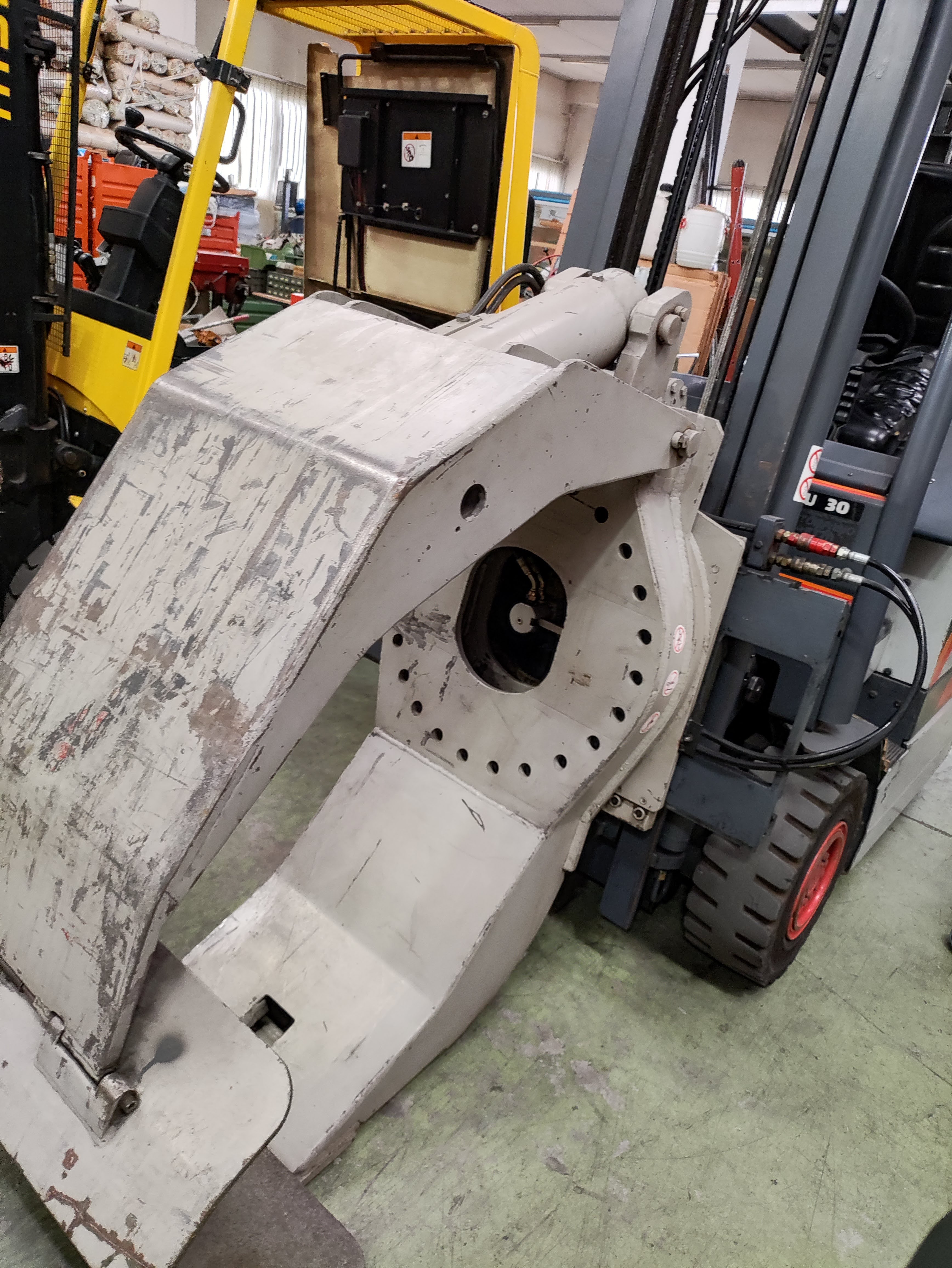 Muletti Elettrici 4 3 Ton con Pinze per Bobine in vendita - foto 3