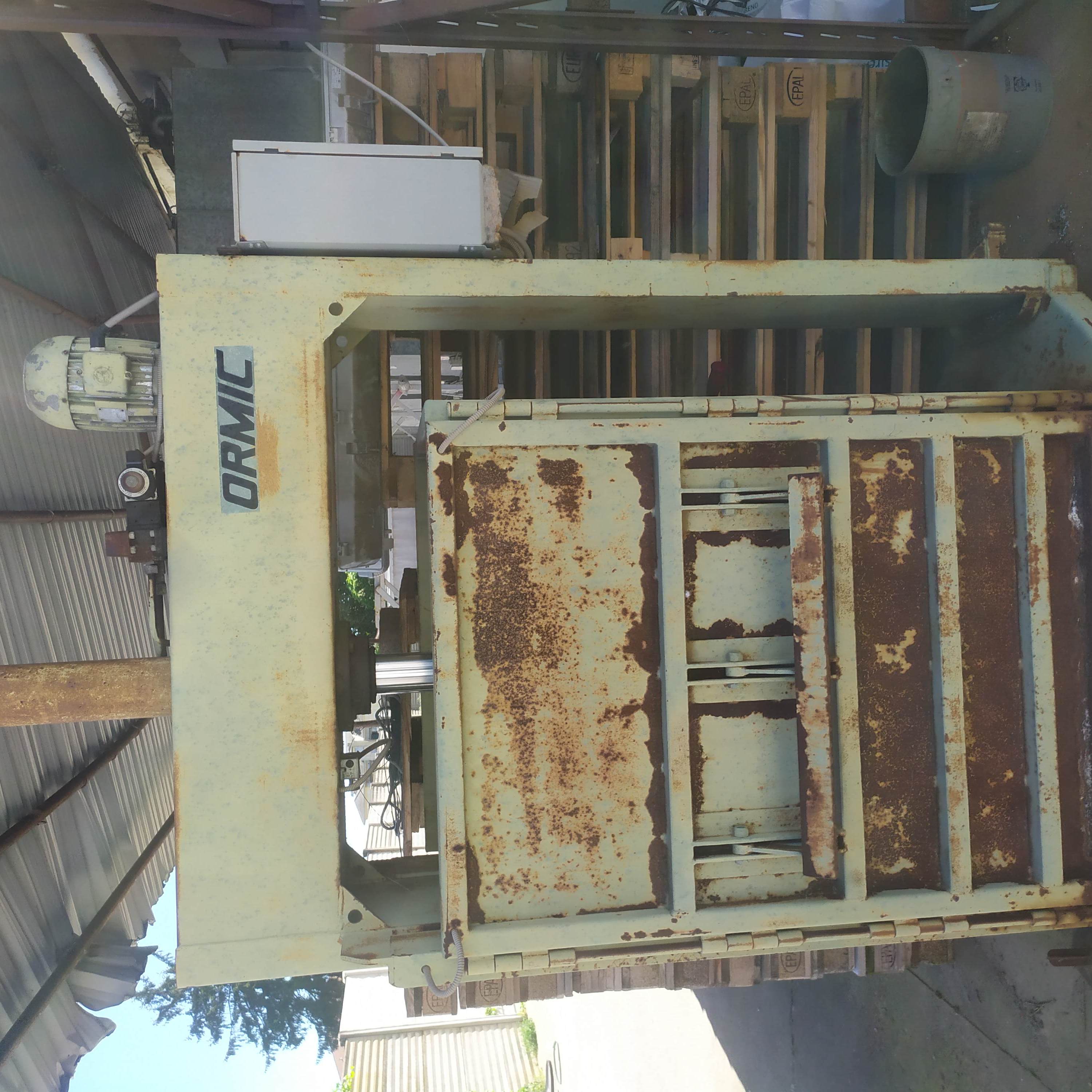 Pressa Cartone/Plastica Compattatrice ORMIC 1/2mc in vendita - foto 1