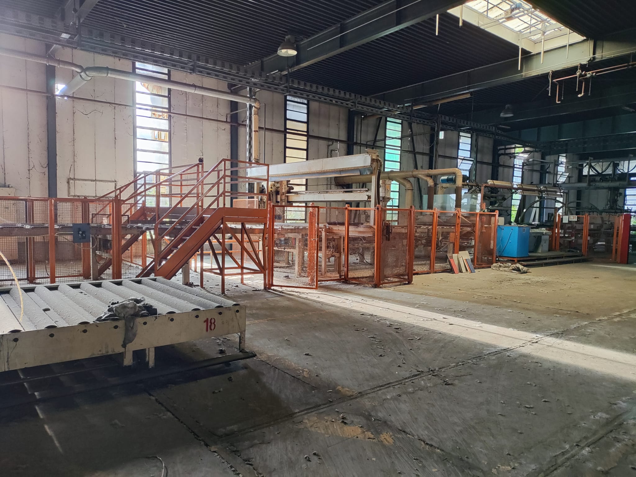 MDF Nobilitato compensato -Intero Stabilimento-  in vendita - foto 6