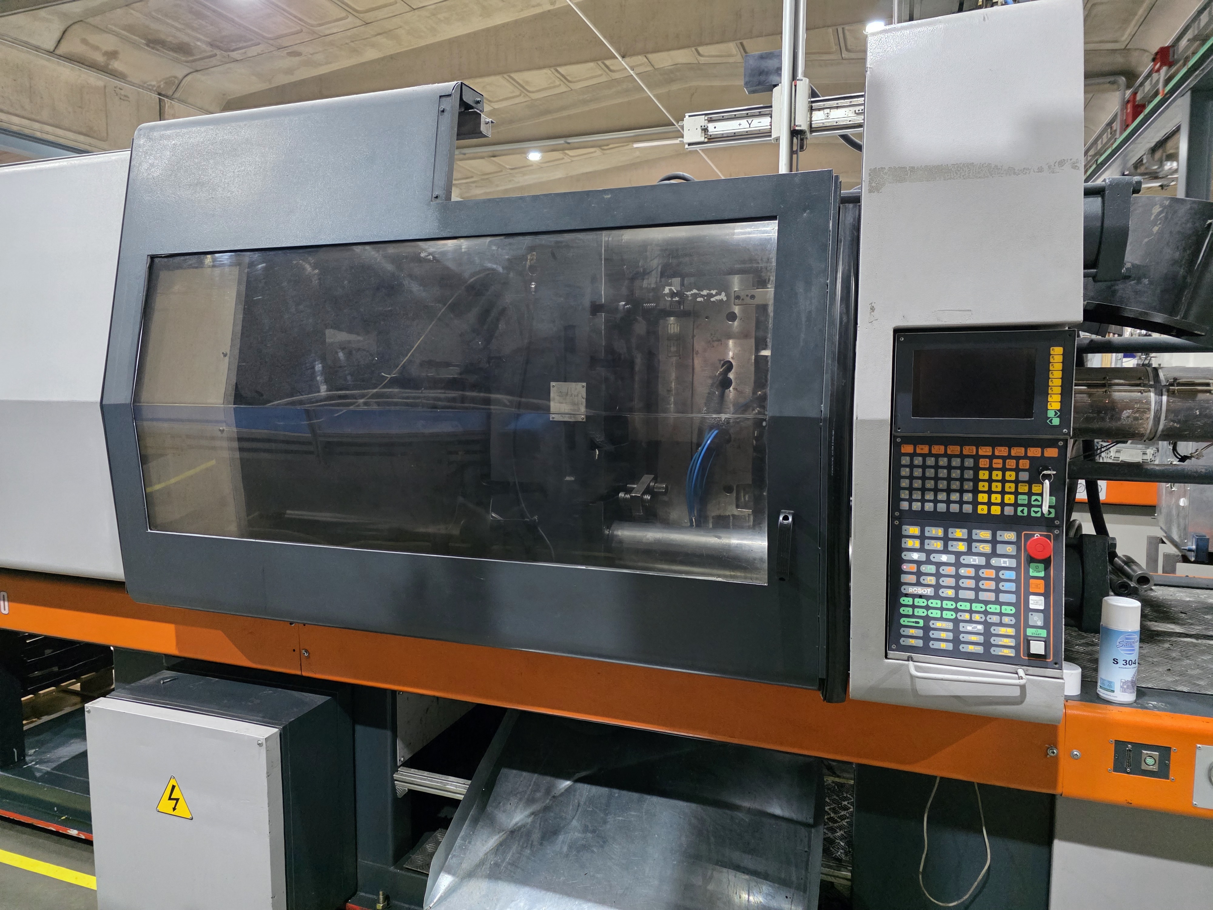 Presse iniezione plastica Sandretto 485t + 400t + 270t in vendita - foto 6