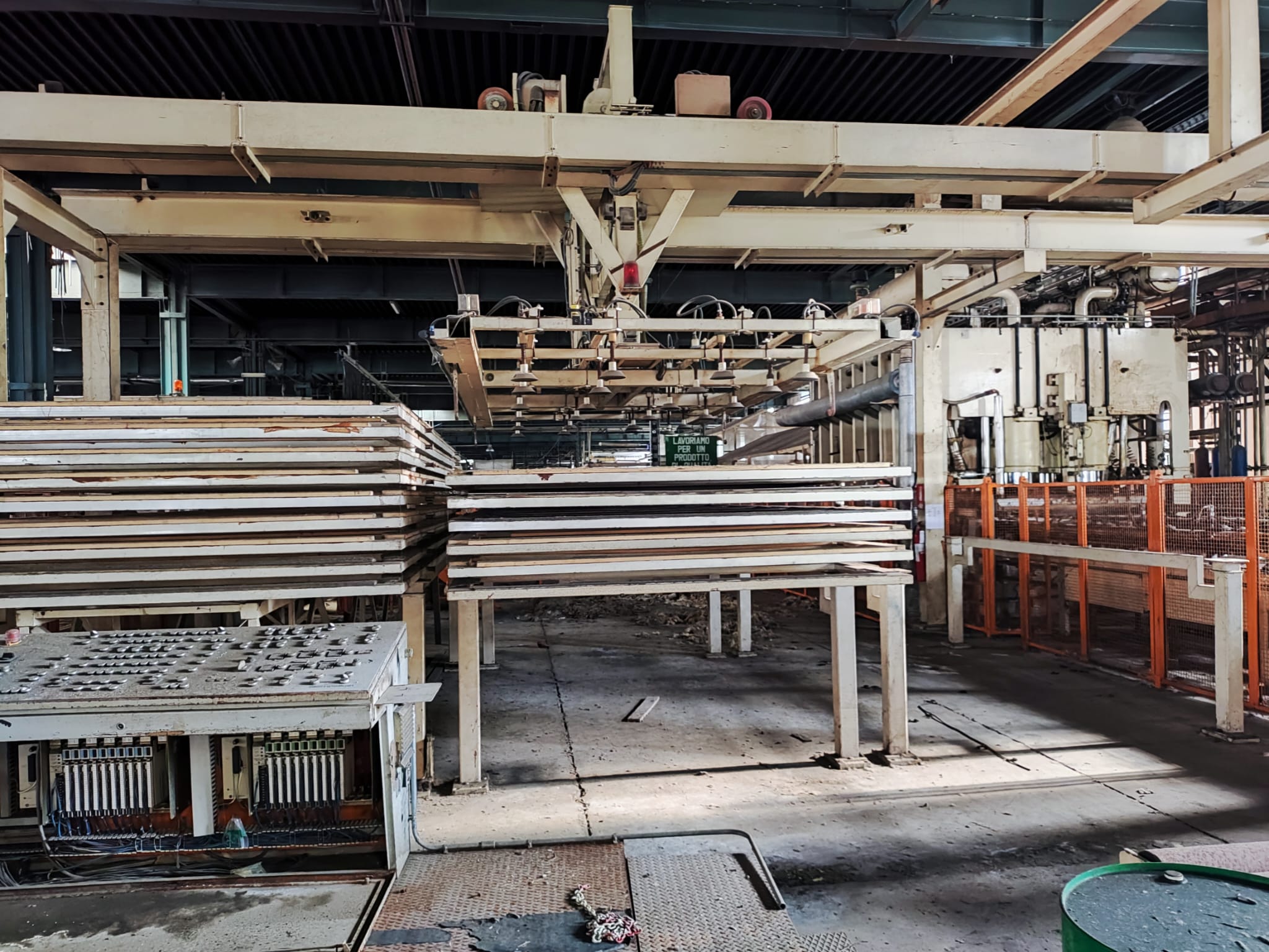 MDF Nobilitato compensato -Intero Stabilimento-  in vendita - foto 2