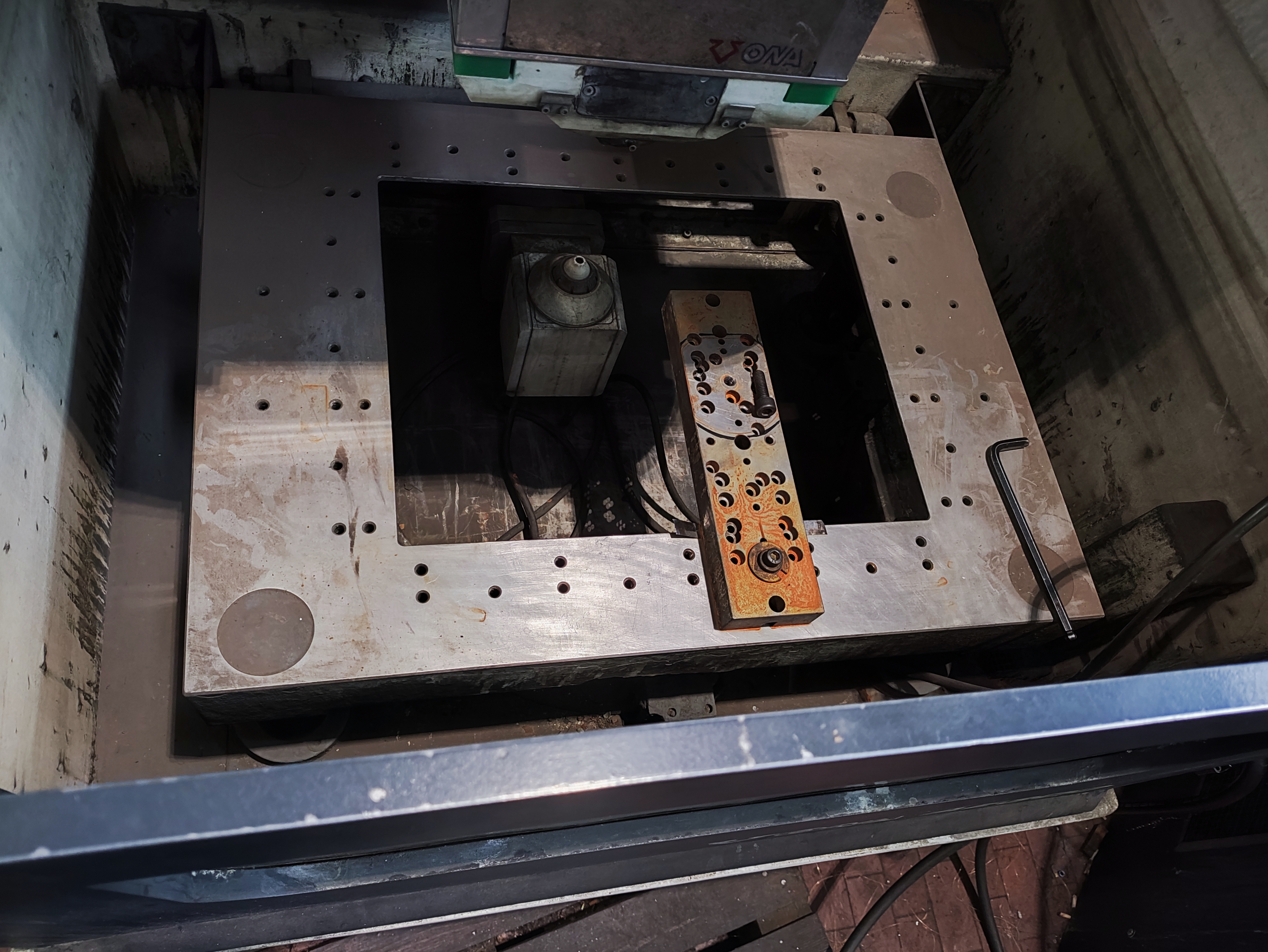 Elettroerosione a filo ONA AE 300 in vendita - foto 3