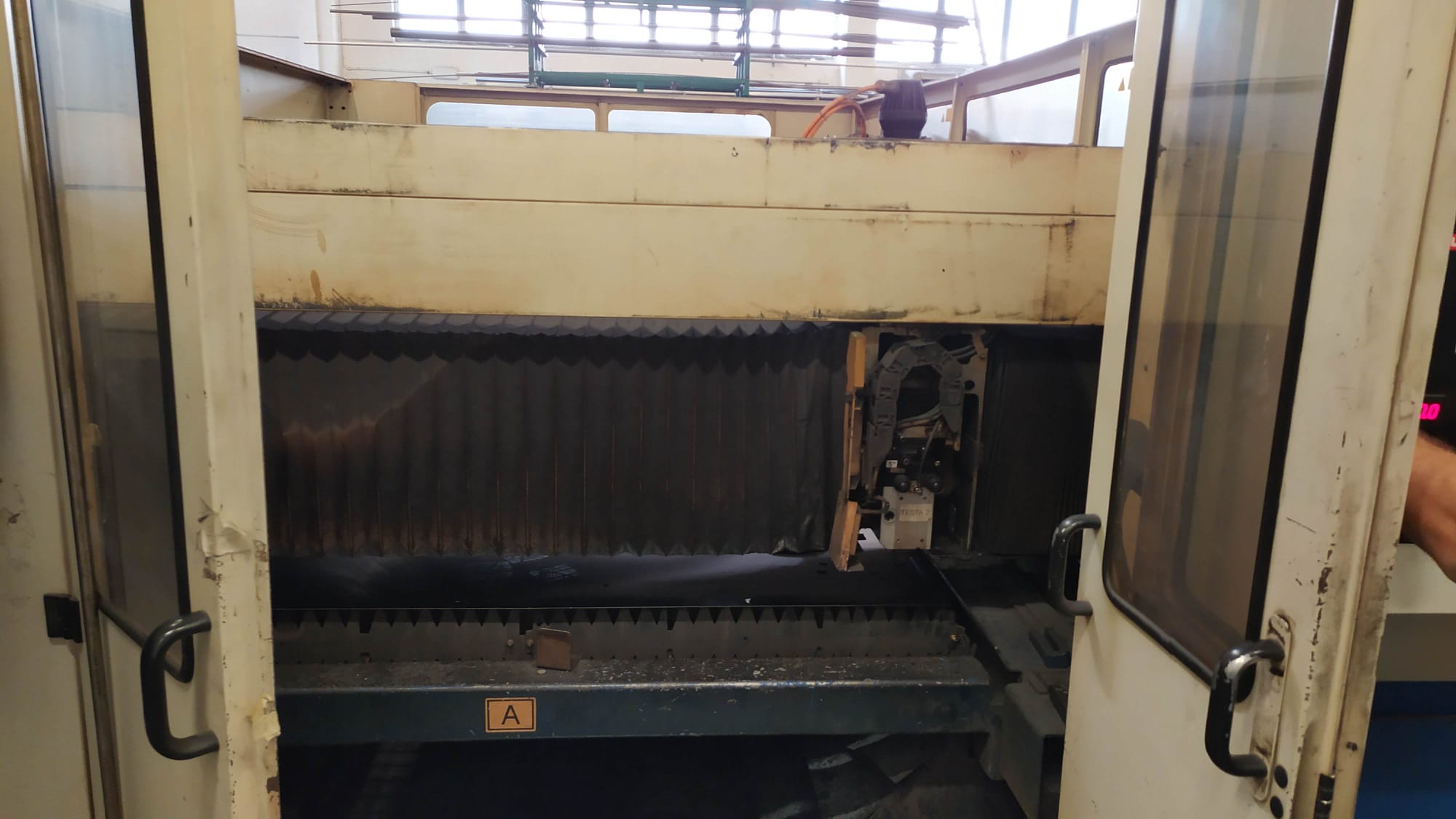 Taglio Laser  3000W cambio pallet 3000x1500 TRUMPF  in vendita - foto 2