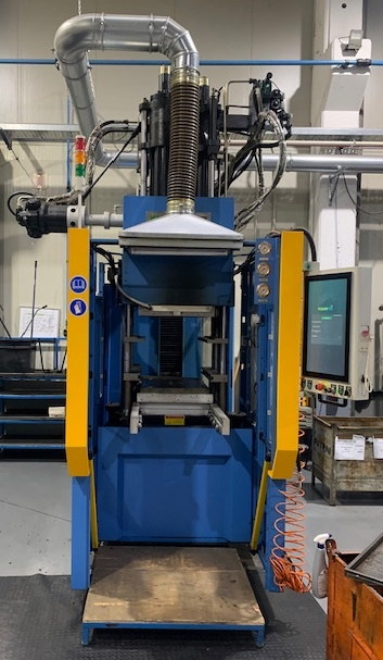 Pressa iniezione gomma YIZUMI  𝒄𝒐𝗺𝑒 𝑵𝙐𝐎𝑉𝗔! in vendita - foto 2