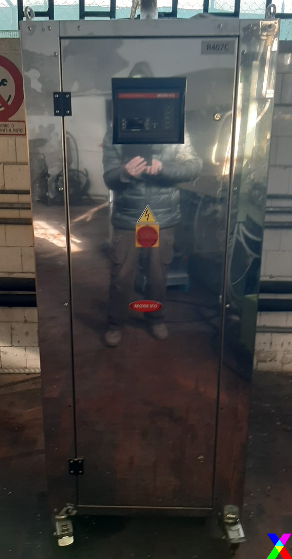 Laboratorio di Iniezione Plastica LUCKY26 in vendita - foto 5