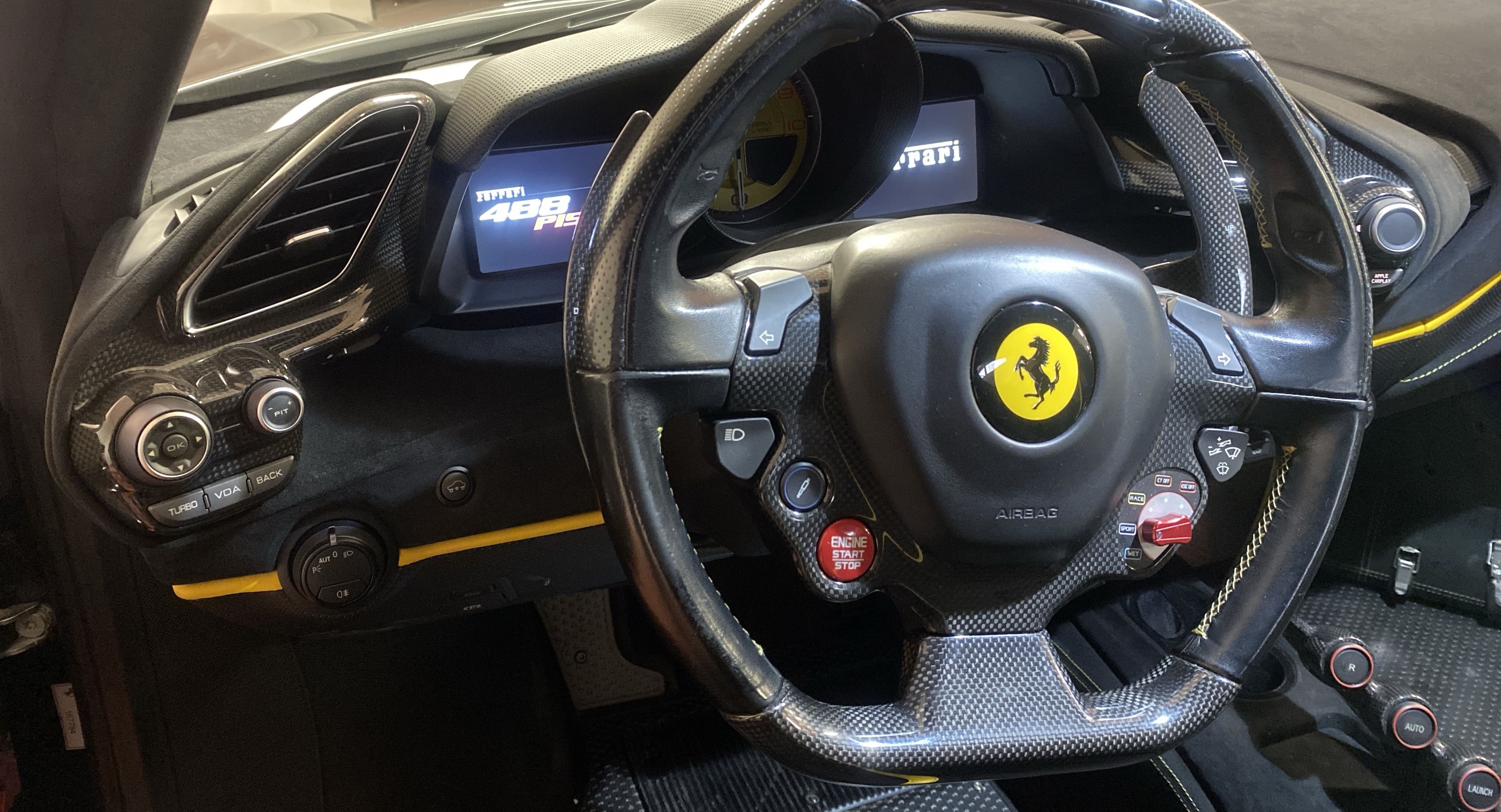 Ferrari 488 Coupe 3.9 Pista  NEW PRICE!! in vendita - foto 1