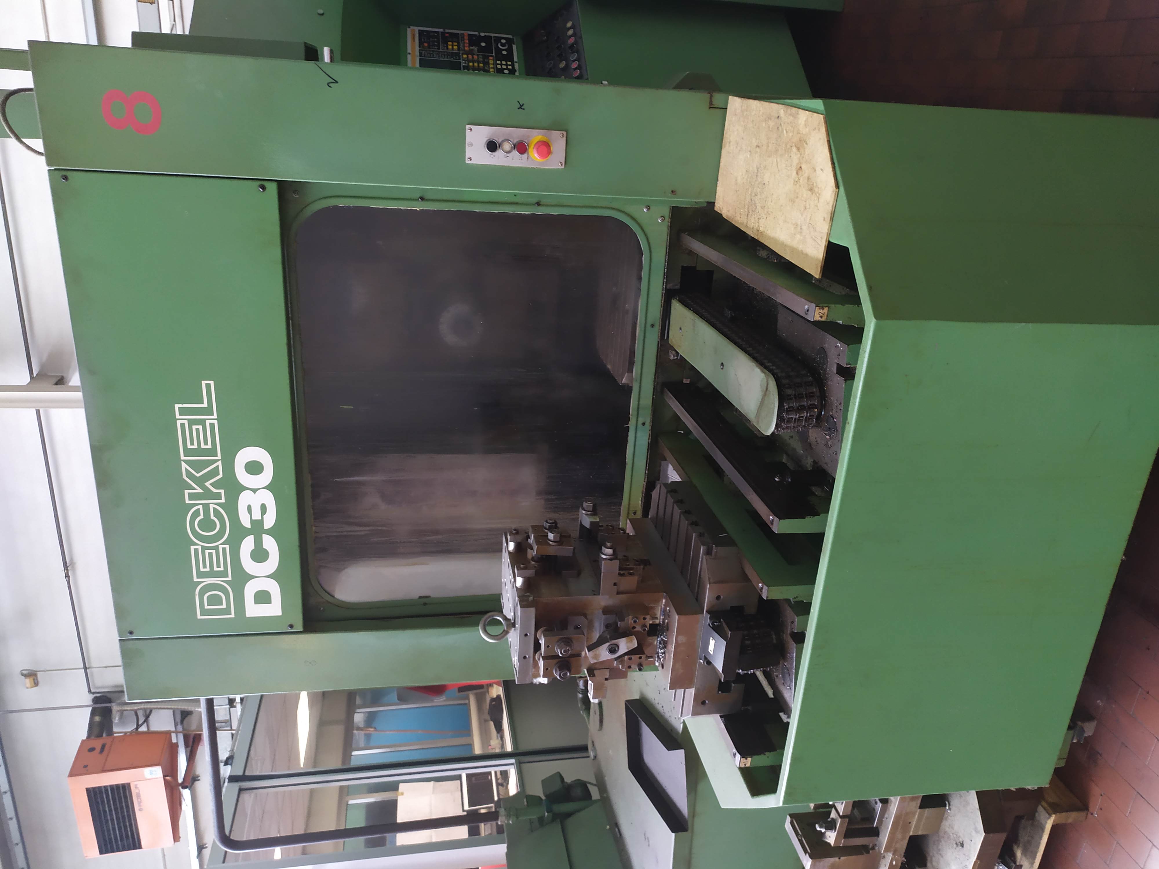 CNC Orizzontale 4 assi DeckelMaho DC35  in vendita - foto 1