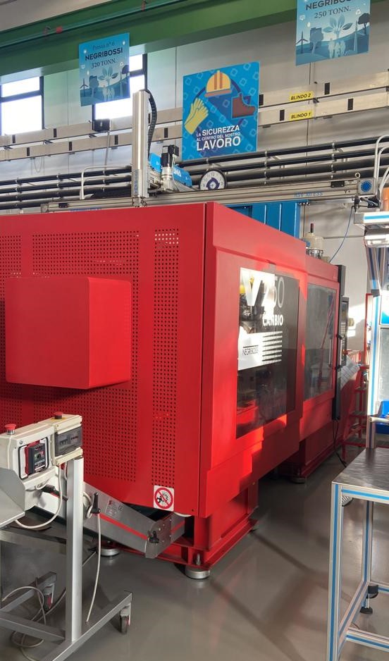 Presse iniezione Plastica Negri Bossi 250 Ton PERFETTA! in vendita - foto 3