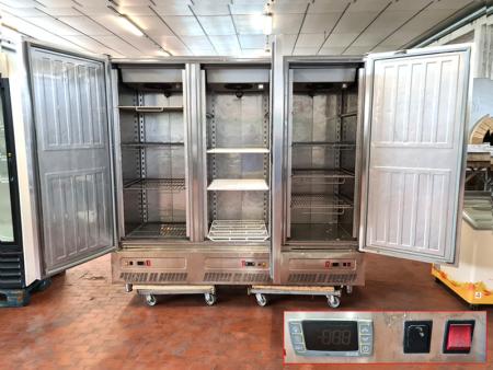 armadio frigo a 3 colonne in inox usato in vendita - foto 2