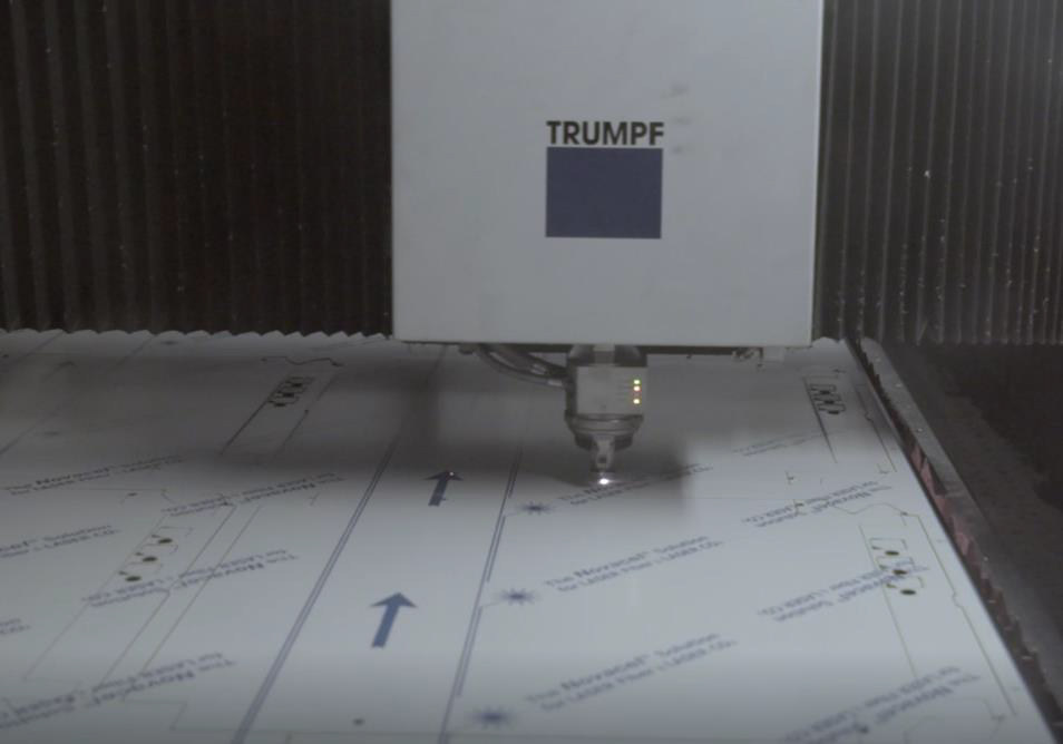 Laser Trumpf Trulaser3030 con LiftMaster e SortMaster in vendita - foto 2
