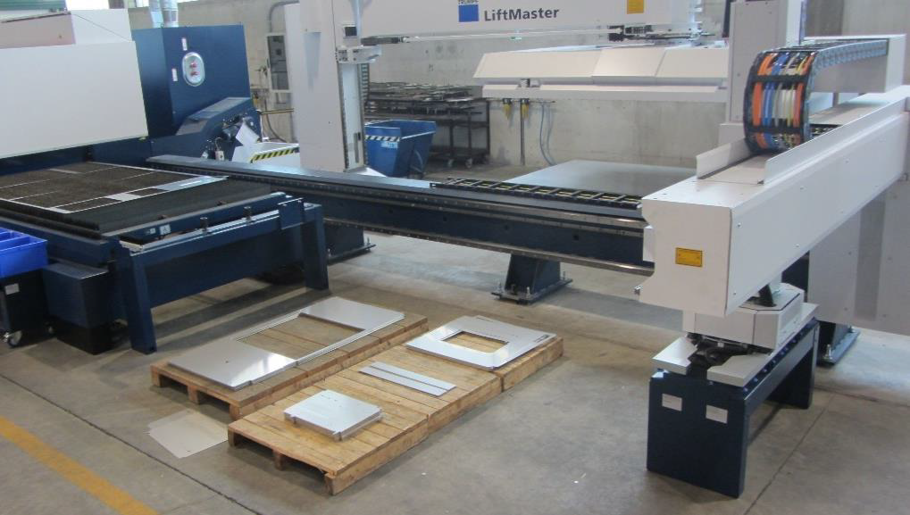 Laser Trumpf Trulaser3030 con LiftMaster e SortMaster in vendita - foto 4