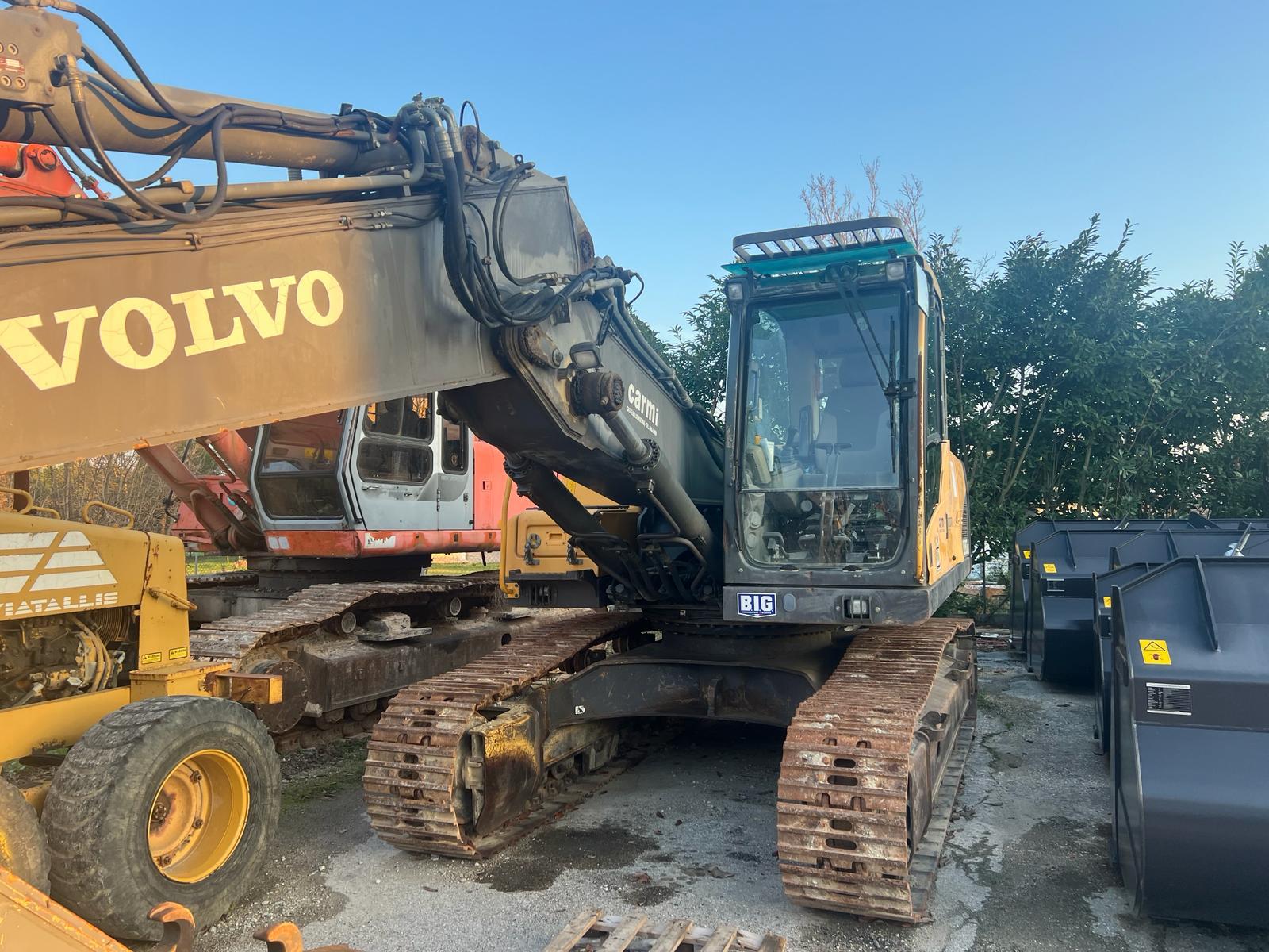 Escavatore Volvo EC235CNL 9400 Ore Impianti Completi  in vendita - foto 1