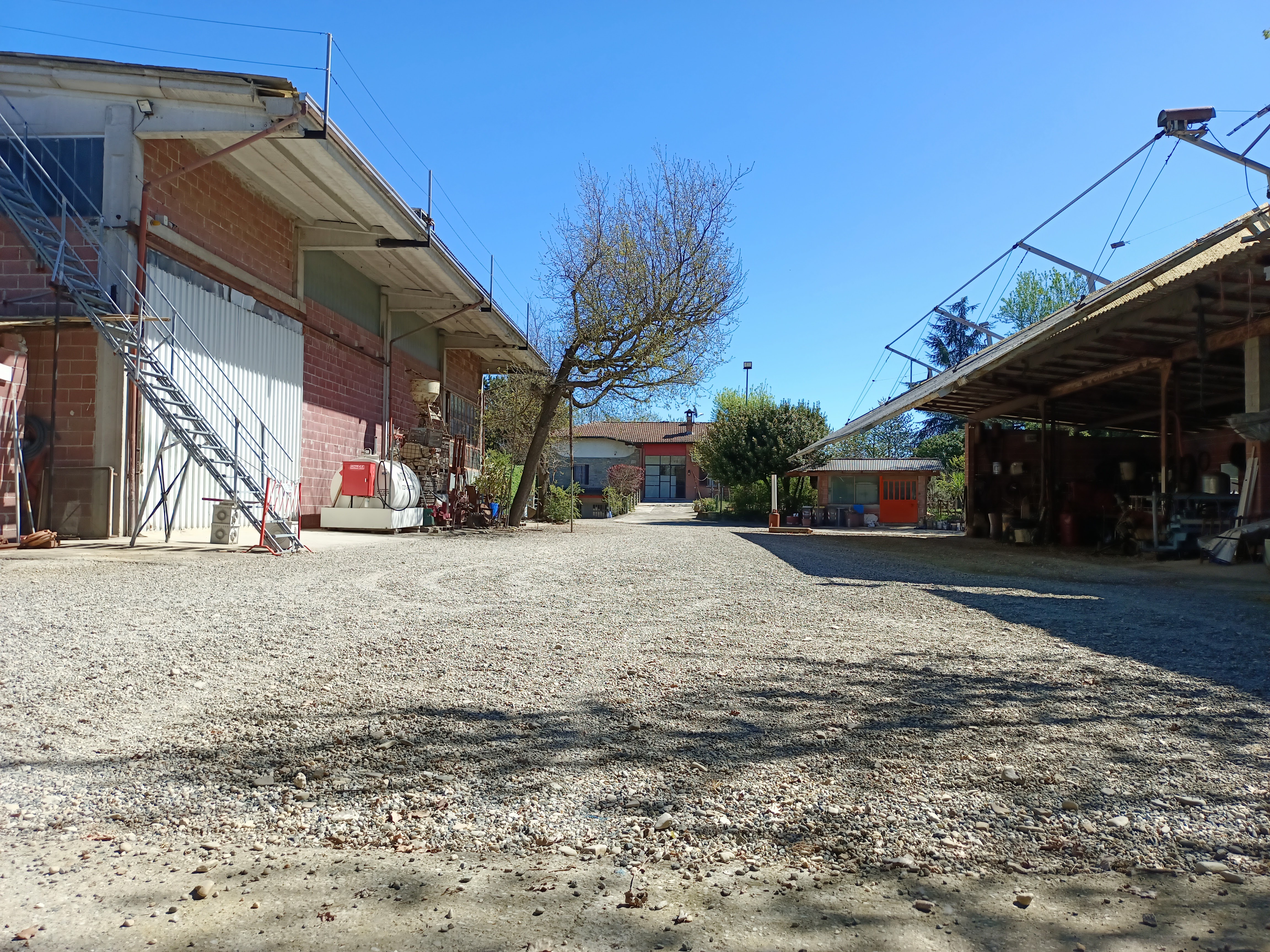 CAPANNONI MAGAZZINI PORTICATI CASCINE in vendita - foto 10